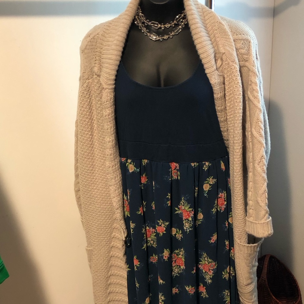 Women’s dress